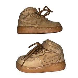 Toddler Nike Air Force 1 AF1 tan shoe size 6C barely worn velcro lace up shoe